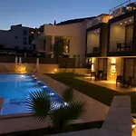 Stone House Aparts 1 1 Mit Zwei Balkone Und Poolblick Kalkan No 4 Kaş